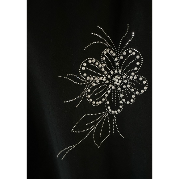 Luna Black Sweater Skirt Rhinestone Floral Design - Picture 2 of 6